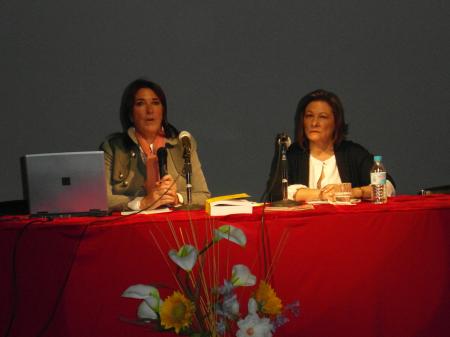 Conferencia de Dª Nuria López Mora