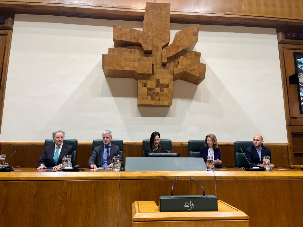 Inauguración de la jornada 2 años de la Ley 8/2021 en el Parlamento vasco